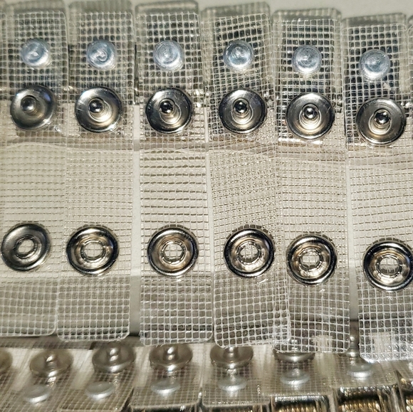 70 piece Plastic Badge Holders Clips Office Name T - Picture 4 of 6